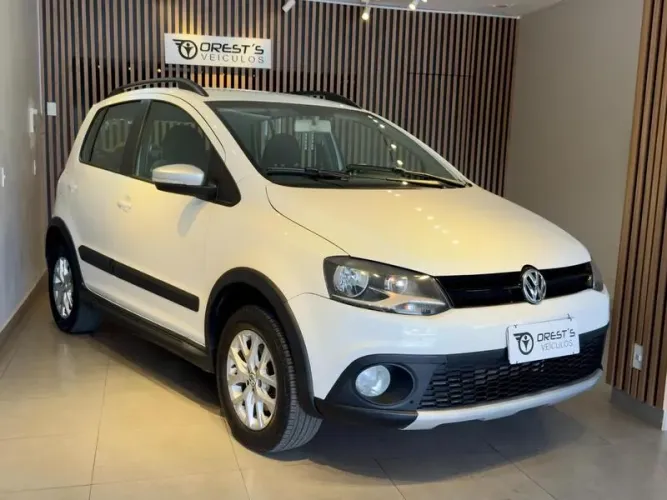Volkswagen Crossfox 1.6 MI Total Flex 8V 5P 2014