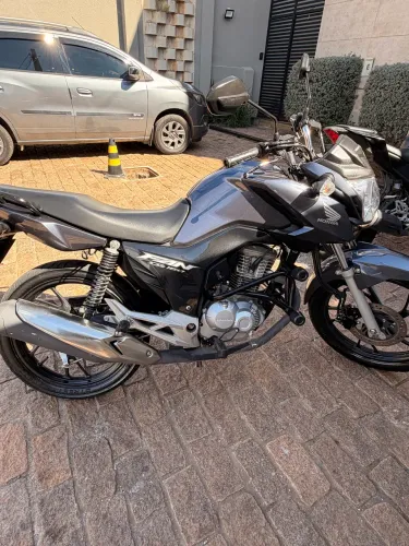 Vendo Fan 160 pra sair rápido