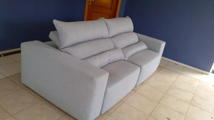 Sofá retrátil e declinavel 4 lugares