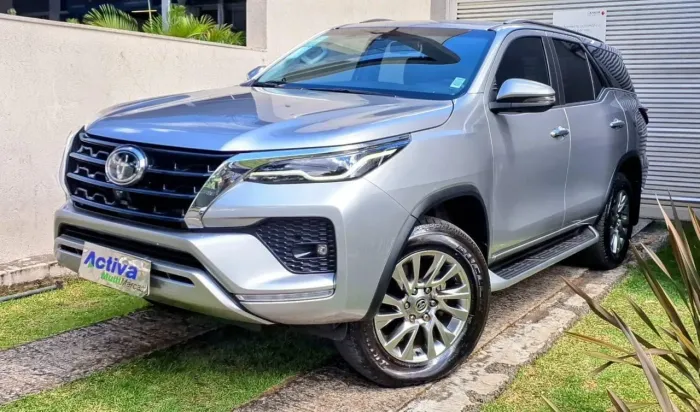 Toyota Hilux SW4 SRX 4X4 2.8 TDI 16V Dies. Aut. 2022