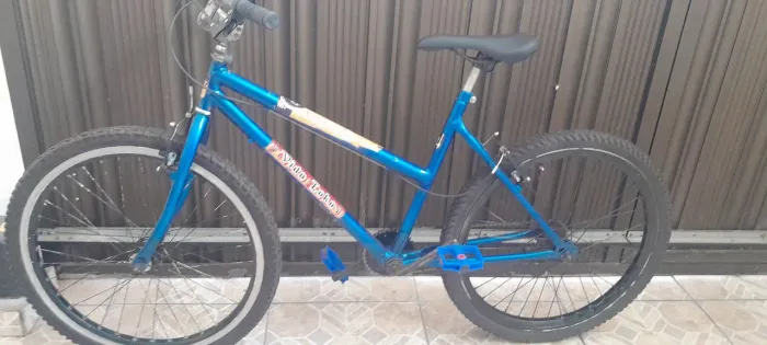 Bike com marcha aro 26