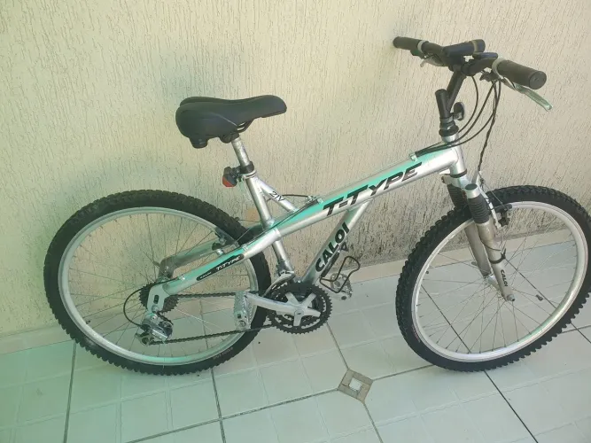 Bike Caloi T-Type aro 26 restaurada