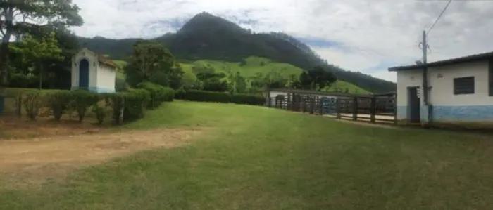 Fazenda Residencial com 160 Alqueires e Lago Privativo em Centro, Cruzeiro - SP.