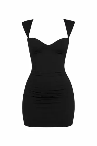 Vestido preto sexy