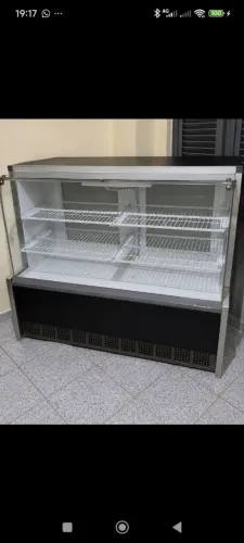vendo Balcão  gelado Gelopar usado e  prateleira expositora  