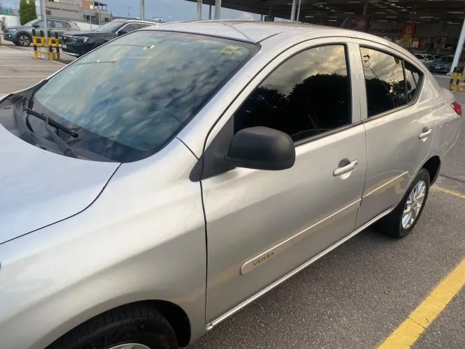 Nissan Versa S 1.6 16V Flex Fuel 4P Mec. 2013