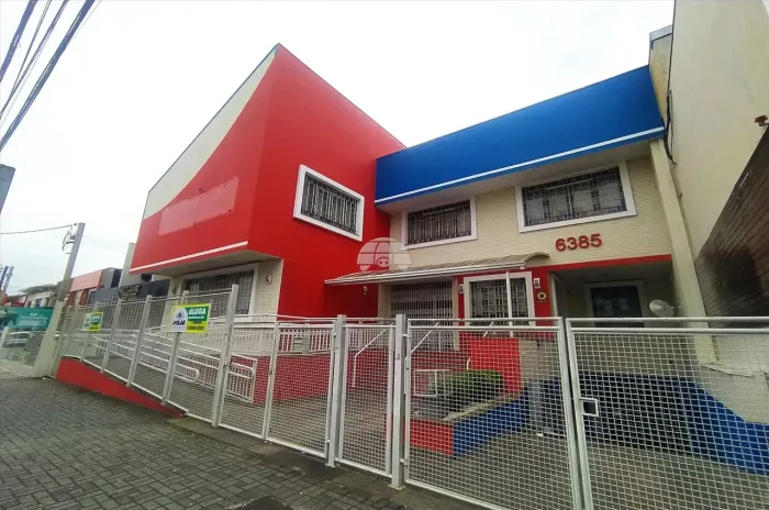 Imóvel para aluguel tem 1318 metros quadrados em Hauer - Curitiba - PR