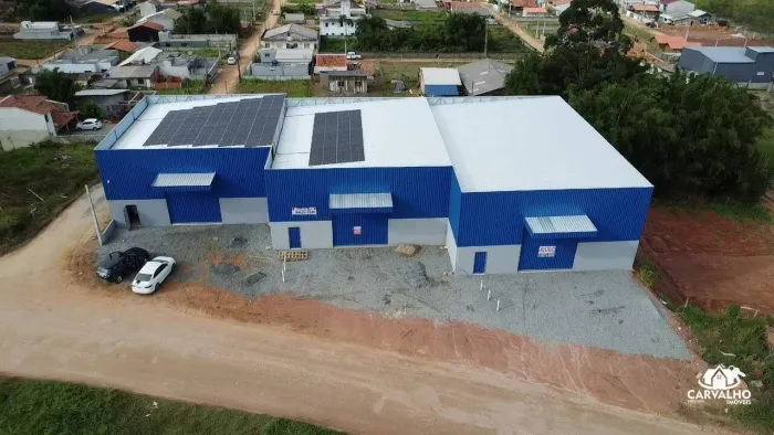 Galpão com 217 m2 disponível para locação comercial com fácil acesso a R 101 em Itajuba -