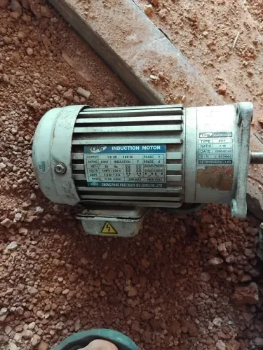 Motor de induction 200 $