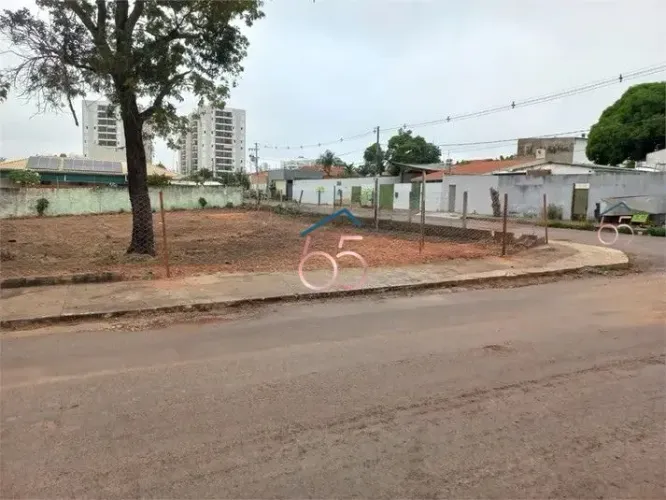 04 Terrenos Planos juntos à Venda no Bairro Rodoviária Parque