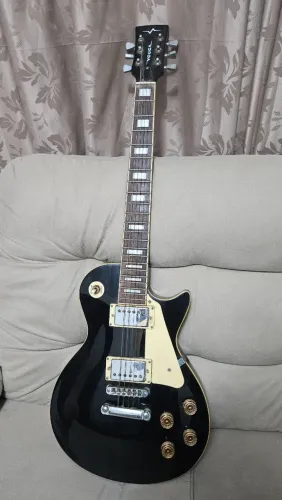 Guitarra vogga les paul vcg621