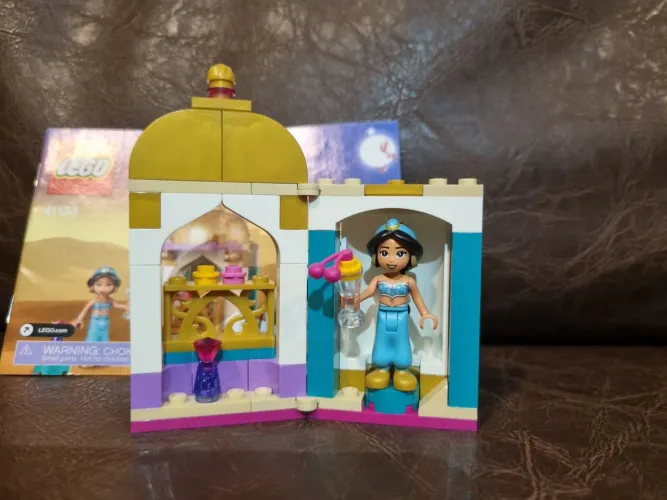 LEGO Disney Princesas A Pequena Torre da Jasmine 41158 (usado)