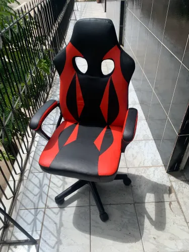 Caixa de som + Cadeira Gamer