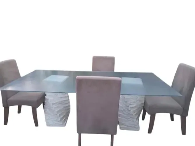 Mesa grande de vidro