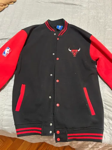 Jaqueta College Chicago Bulls NBA - Tam. M | Estilo Varsity