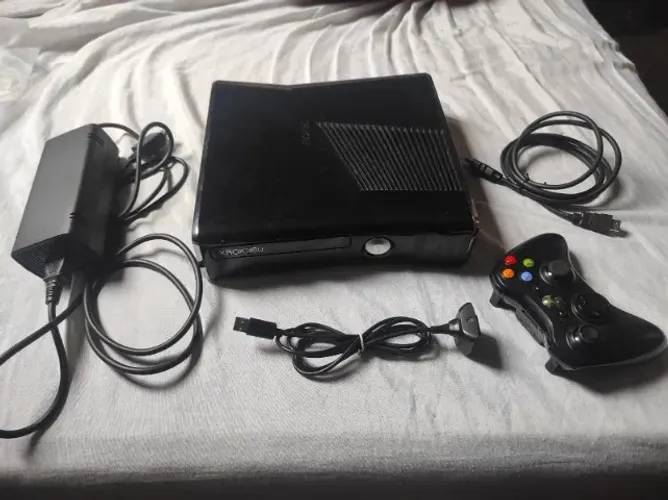 Xbox 360 Slim Desbloqueado
