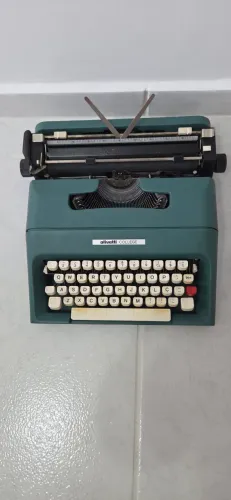 MAQUINA DE ESCREVER