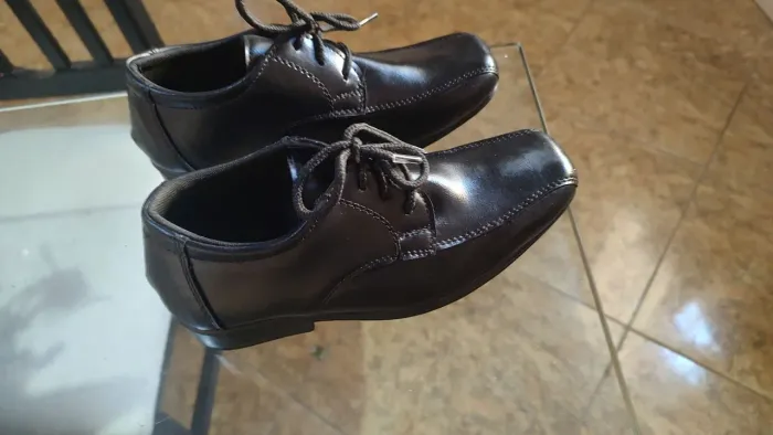 Vendo sapato infantil 50 reais seminovo