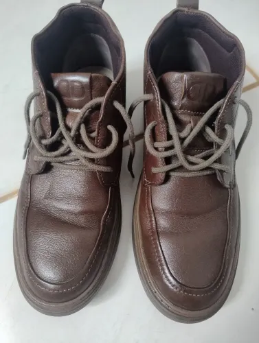 Bota masculina democrata