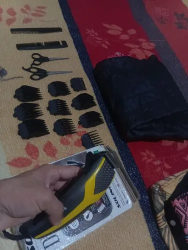 quite barbeiro profissional maquina com todos pente 2 tesoura 2 pente capa tudo preço só