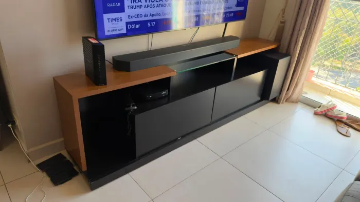 Rack Preto e Marrom