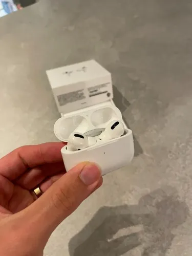 AirPods Pro com Caixa