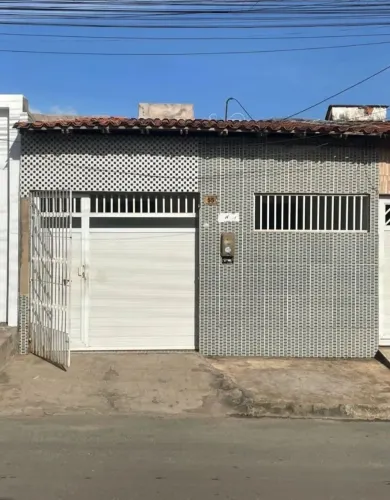 CASA NO SANTA EFIGÊNIA