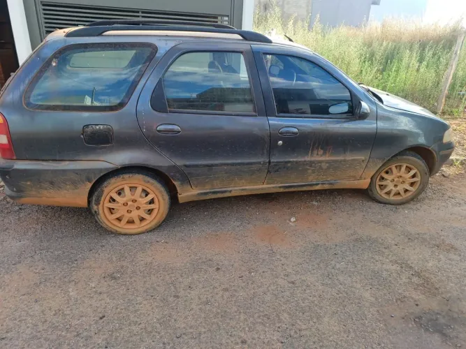 Fiat Palio Weekend Stile 1.6 MPI 16V 4P 2001