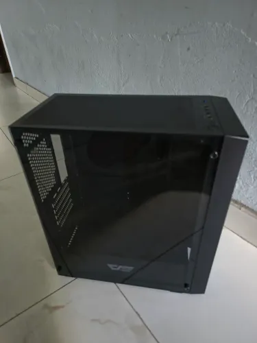 Gabinete aigo DK353 mini mid-tower