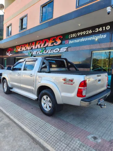 Toyota Hilux CD SRV D4-d 4X4 3.0 TDI Diesel AUT 2015