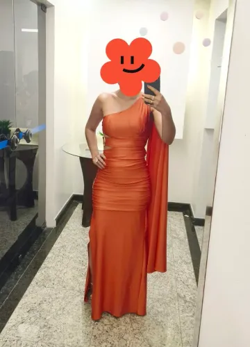Vestido de Festa Longo Terracota Ombro Só com Capa - Perfeito para Madrinha/Formanda