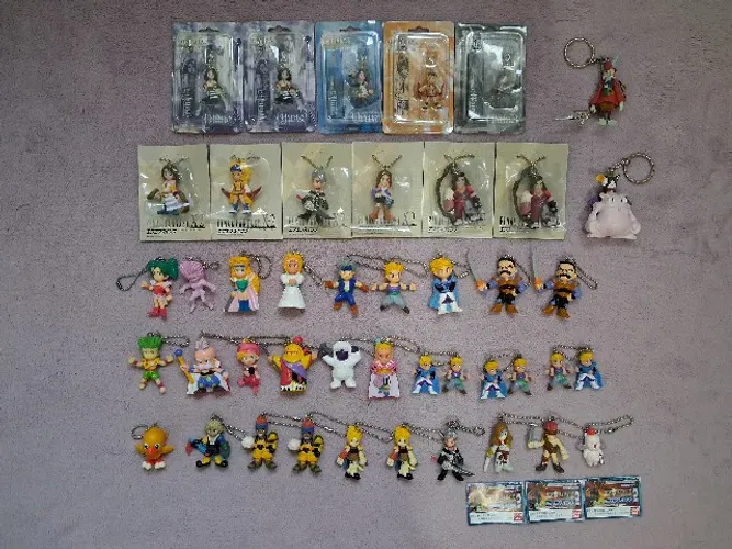 Final Fantasy Chaveiros em formato de miniatura (Figure Keyholder) oficiais da Square-Enix