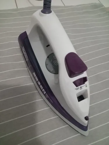 Ferro de passar Black+Decker