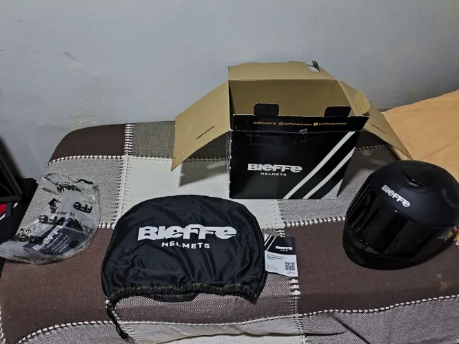 Capacete Moto Bieffe B-12 Ft Cor Preto Fosco com Cinza Tamanho 60 Com Viseira Fumê Extra<br>