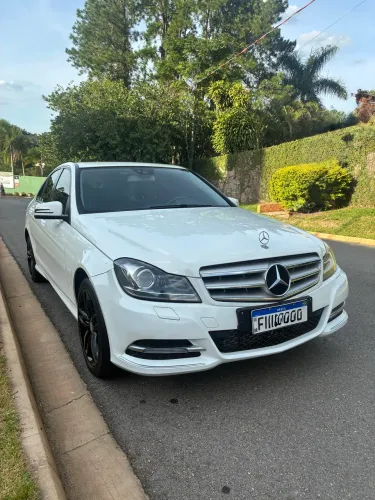 Mercedes-Benz C-200 CGI Avantgarde 1.8 16V 184cv Aut. 2014