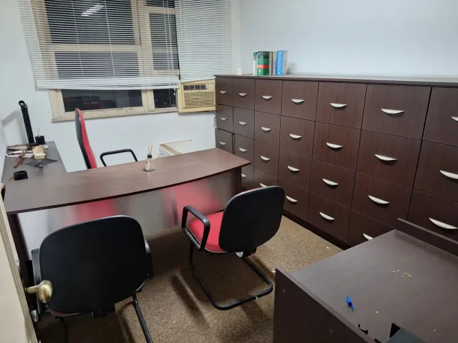 Mesa diretora de escritório