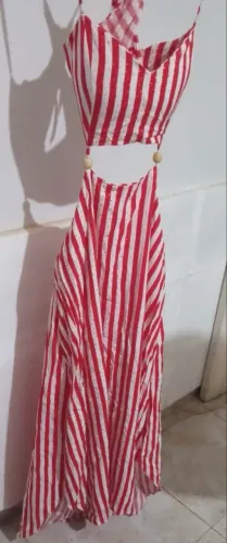 Lindo vestido usado uma vez