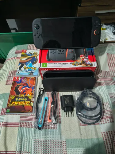 Nintendo switch 2 + 2 jogos de Pokémon