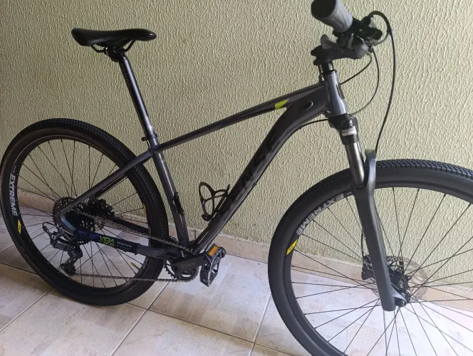 Vendo Bicicleta Sense Play 10V Shimano.