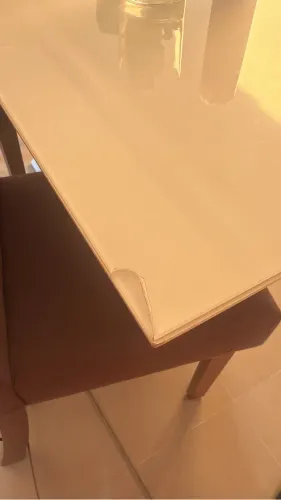 Vendo mesa com 6 cadeiras