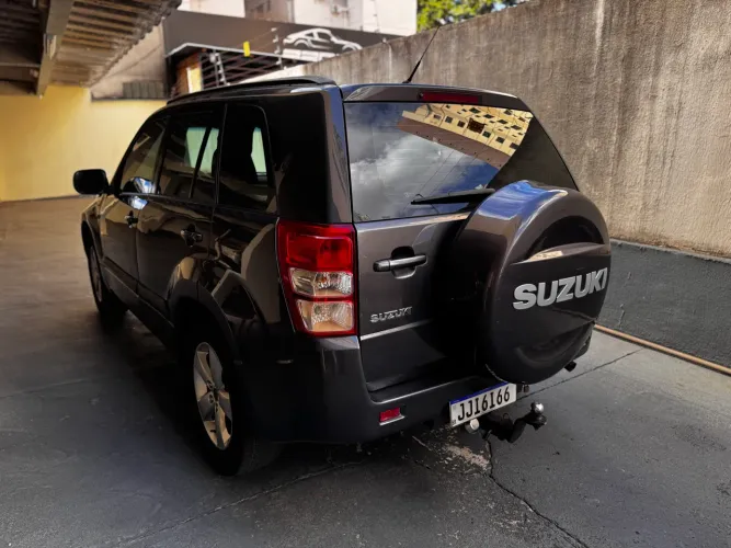 Suzuki Grand Vitara 2.0 16V 4x2/4x4 5P Aut. 2011