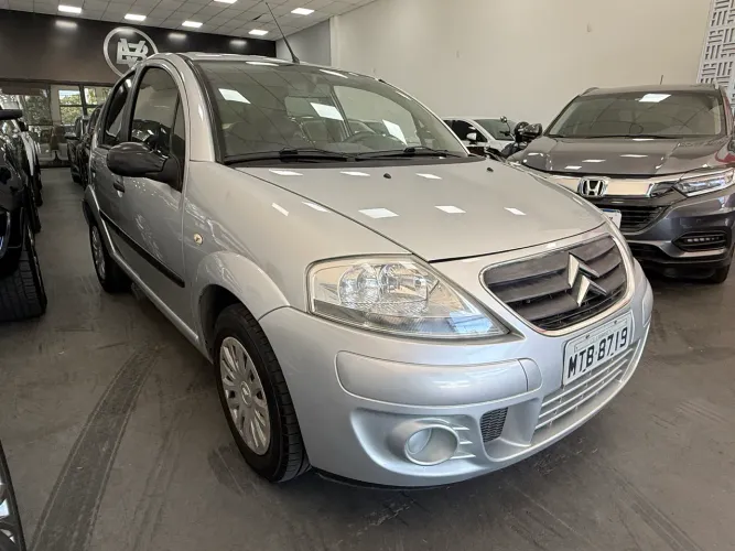 Citroen C3 GLX 1.4/ GLX Sonora 1.4 Flex 8V 5P 2010