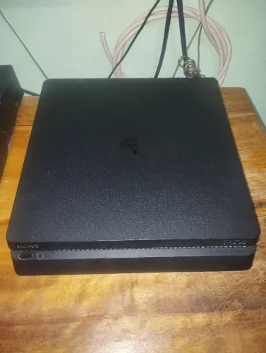 Ps4 slim