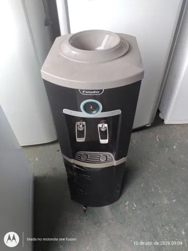 BEBEDOURO ESMALTEC GARRAFA 220V