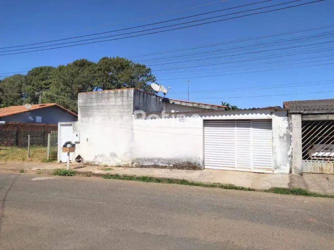 Casa para alugar, 3 quartos, Jardim Ipanema - Uberlândia/MG - Rotina Imobiliária