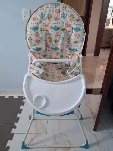 Cadeirinha de alimentação