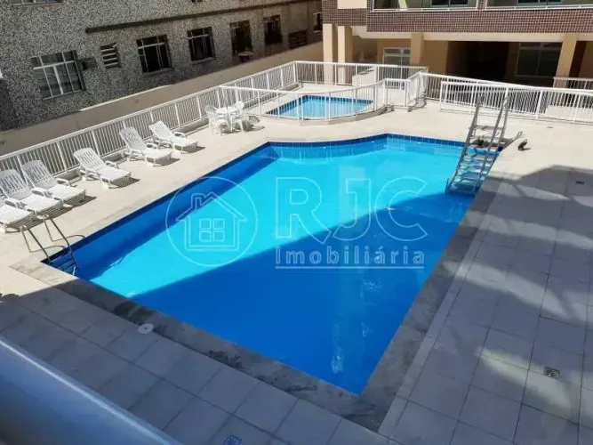 Duplex para venda tem 162 metros quadrados com 4 quartos em Méier - Rio de Janeiro - RJ