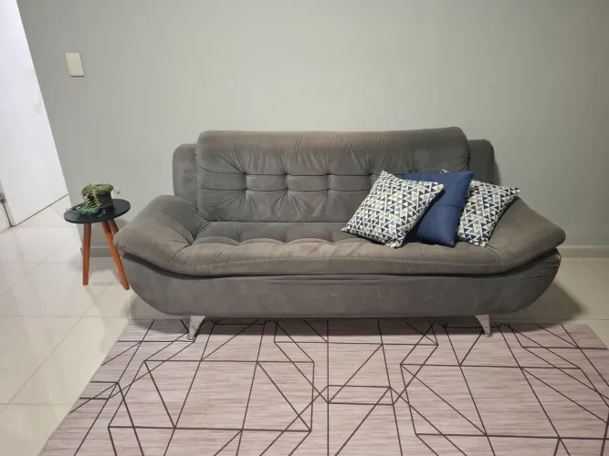 Desapego R$420,00 sofá de 3 lugares mais mais 2 poltronas R$420,00