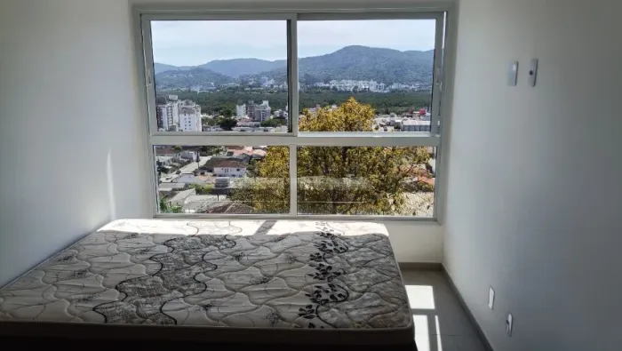 Studio / Kitnet na Trindade