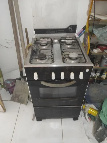 Fogão 4 bocas usado. Funciona tf